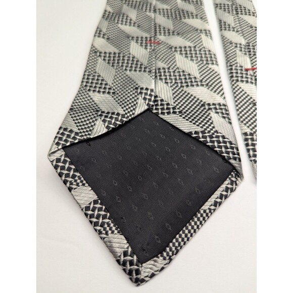 Villa Bugatti Geometric Black/White Silk Pointed Classic Necktie Tie - Picture 5 of 8